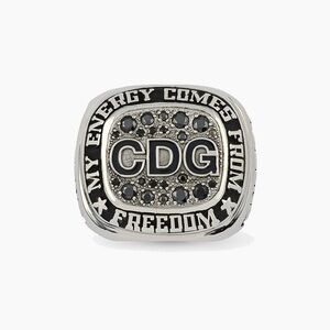 Comme des garçons championship ring